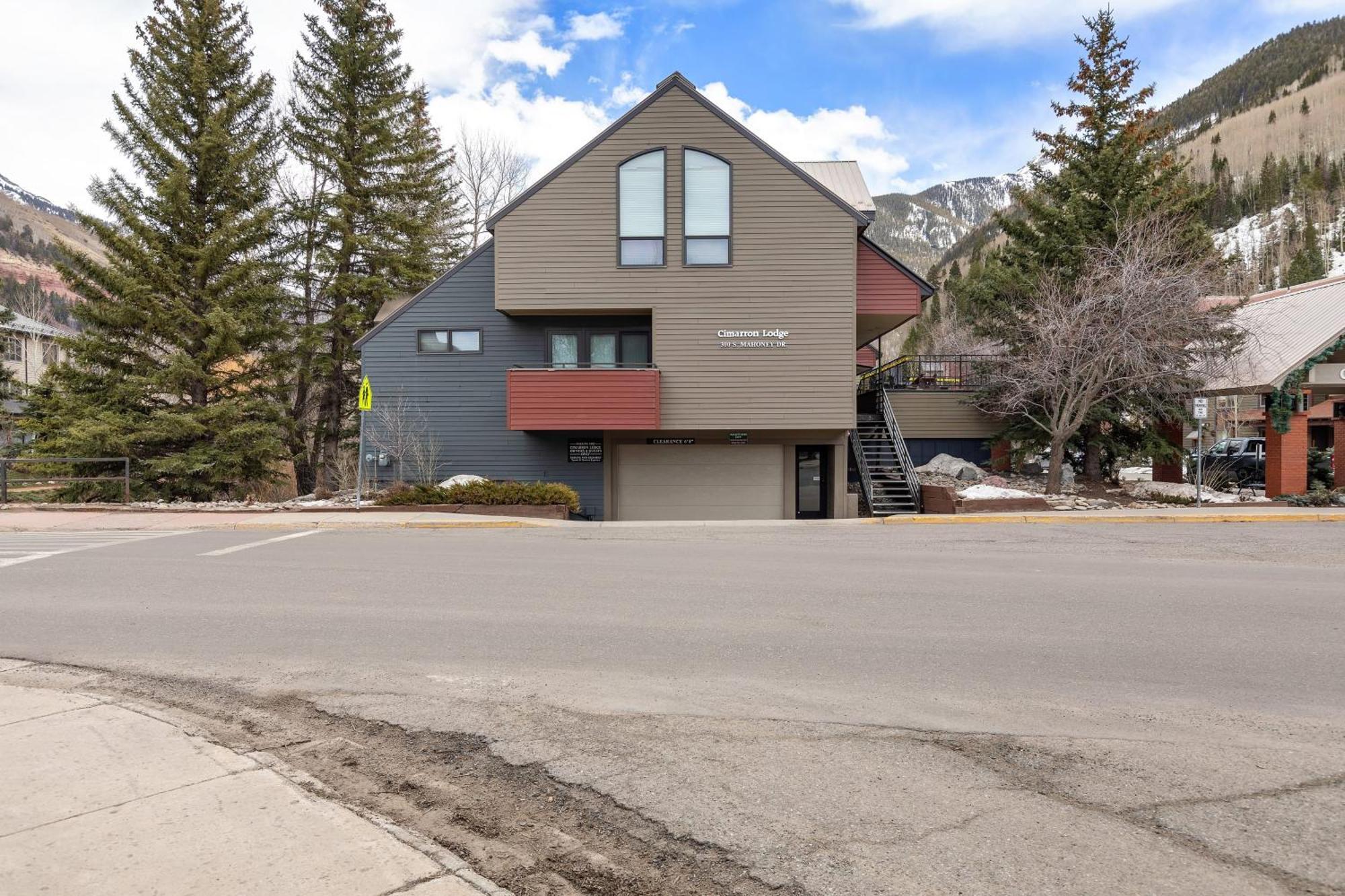 Cimarron Lodge 14 By Avantstay Ski-Inski-Out Property In Complex W Two Hot Tubs Permit3601 Telluride Exterior photo